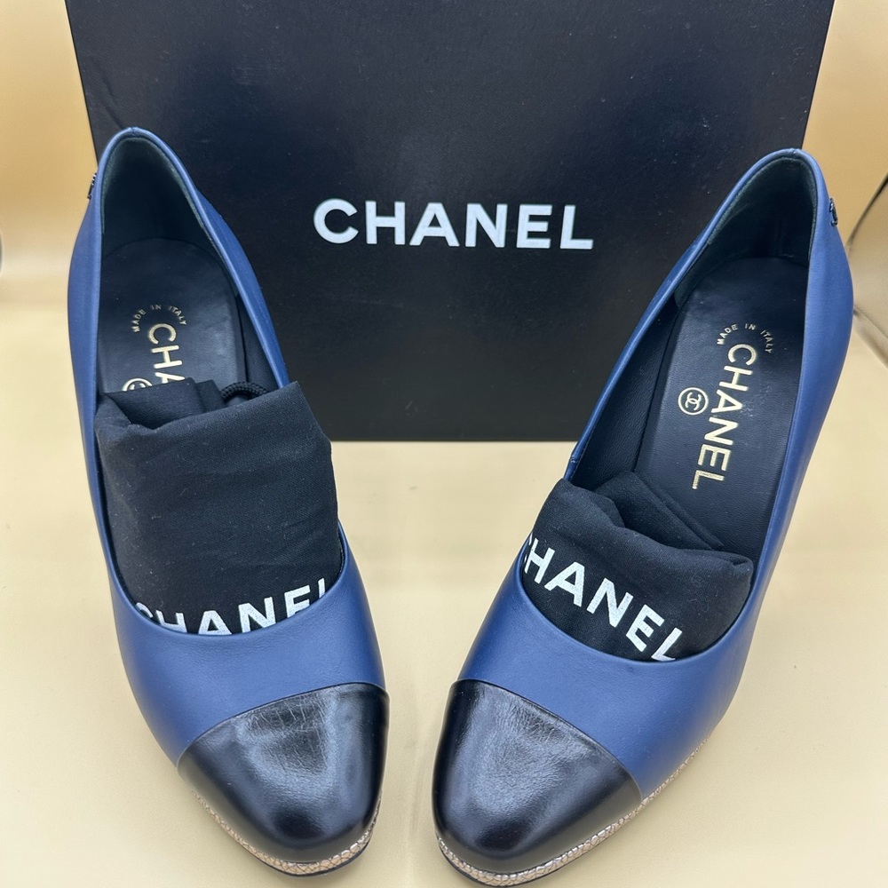 Chanel Heel Shoes, 4 Inches heels, Excellent condition, Box, Dustbag